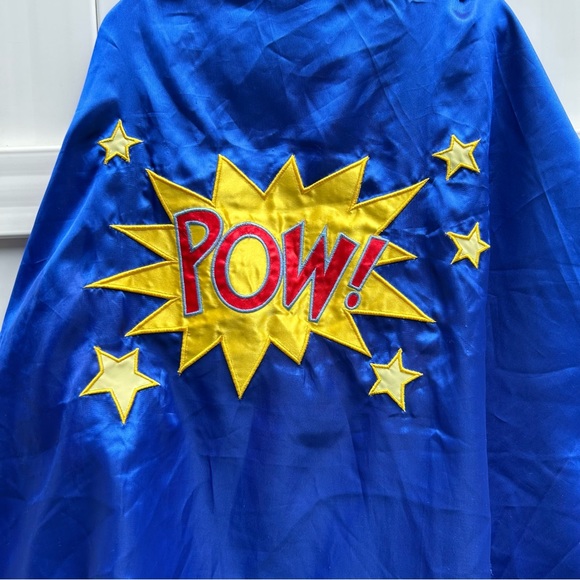 Pottery Barn Amazing Boy POW Cape | size 7-8 years - Picture 7 of 12